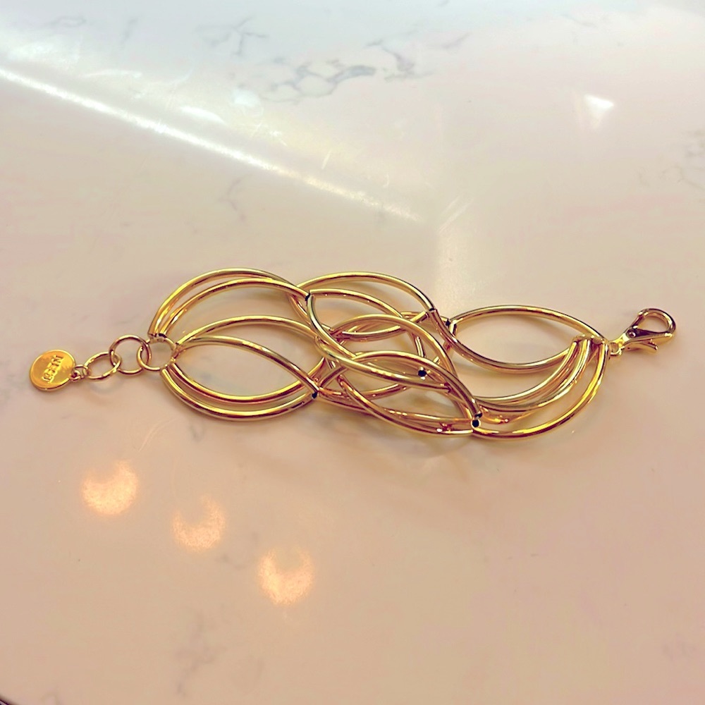 Bracelet by Nest Jewelry
